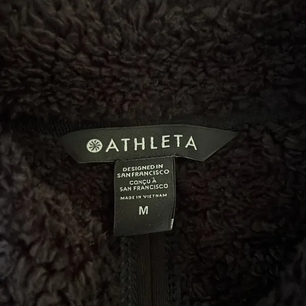 Athleta Westbound Sherpa jacket - Image 3