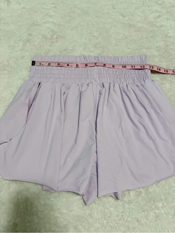 Women's small Light Purple Flowy Smocked Athletic Shorts - Image 3