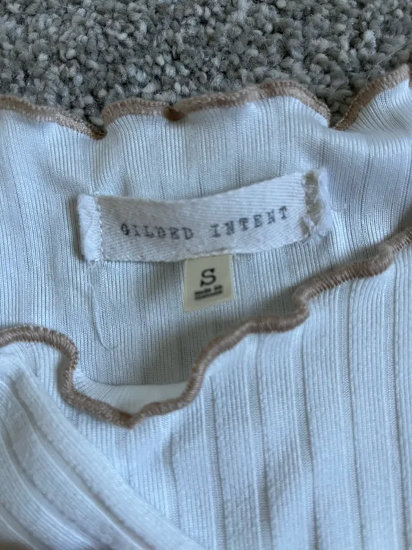 Gilded Intent Long sleeve ribbed white top - Image 3