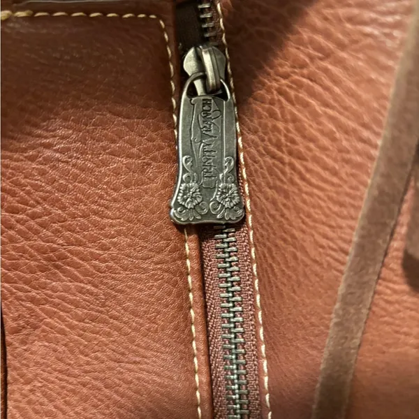 Montana West Trinity Ranch Concealed Carry Fringe Rivets Shoulder Bag Brown - Image 8