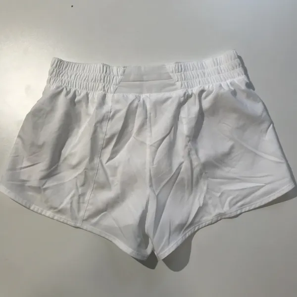 Women's Nike One Dri-FIT Mid-Rise Brief Lined Graphic Shorts - Image 2
