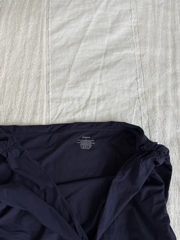 Amazon brand SUUKSESS navy off the shoulder top NWT - Image 2