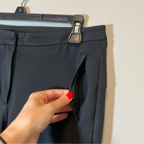 Lululemon Women’s Black On The Move‎ Pants Women’s 6 - Image 6