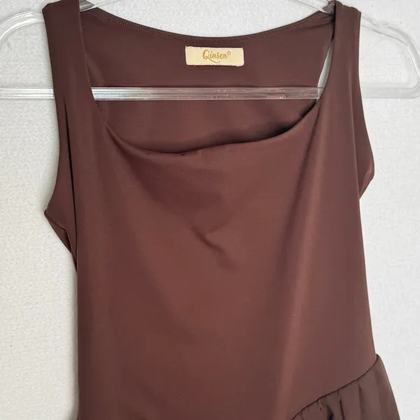 QINSEN Brown Square Neck Pleated Tennis Golf Athletic Dress Shorts Small - Image 4