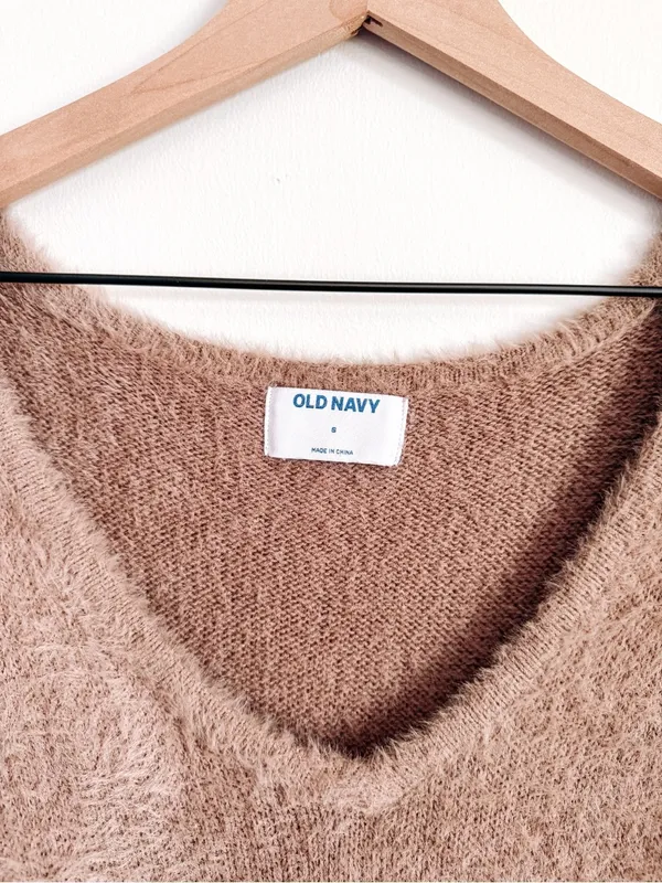 Old Navy Taupe Fuzzy Knit V Neck Sweater Soft Cozy Pullover Size S - Image 3