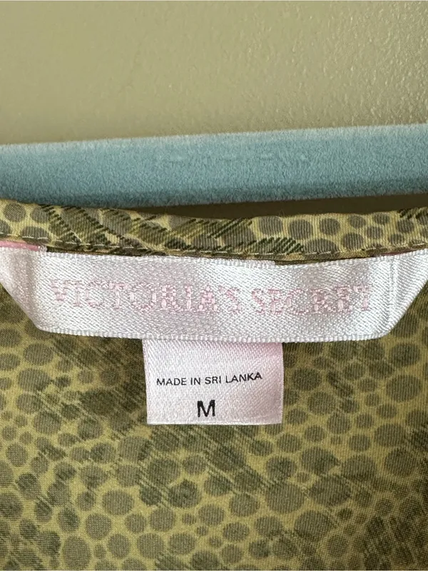 Vintage 2000 Y2K Victorias Secret Leopard Print Floral Lace Satin Pajama Set M - Image 5