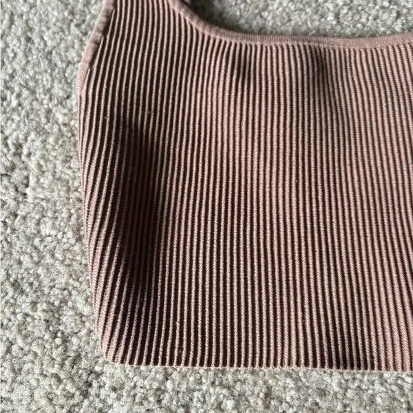 Aritzia Babaton sculpt knit tank crop stone taupe going out top size xxs - Image 5