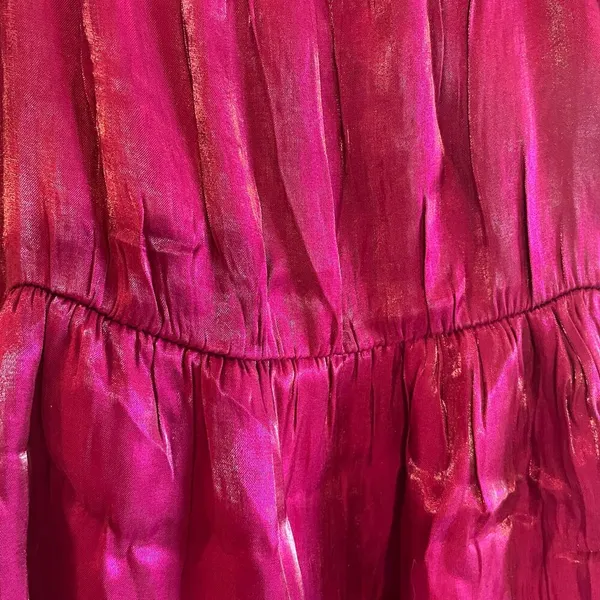 Heart & Heels fuchsia shocked mini dress with a sweetheart neckline size medium - Image 11
