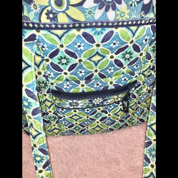 Vera Bradley tote - Image 5
