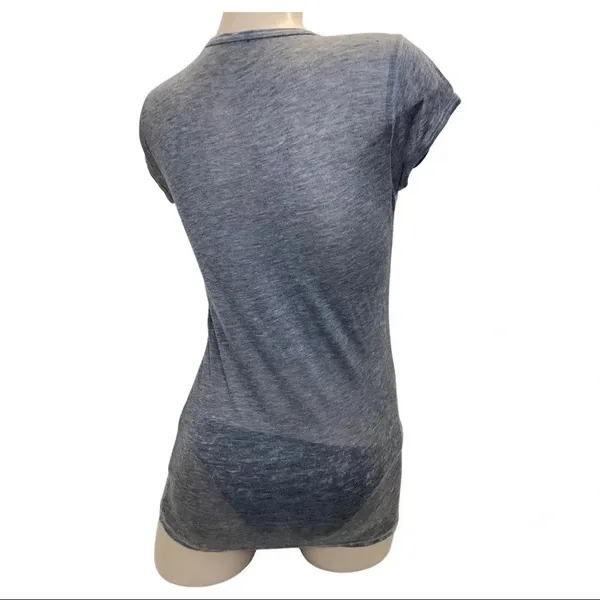 Floral Size Small Grey Burnout Floral Print Short Sleeve Crew Neck Tee. New - Image 3