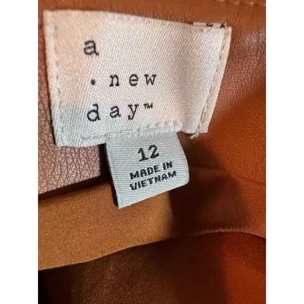 A New Day Cognac Faux Leather Mini Skirt Brown Size 12 Welt Pockets Mini Skirt - Image 7