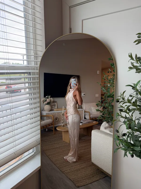 Revolve Set Two-Piece - Image 4