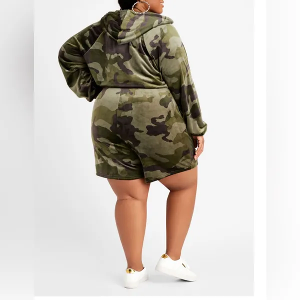 Ashley Stewart Romper.Size 14/16. Camo Velour Drawstring Hoodie Long SL Full Zip - Image 2
