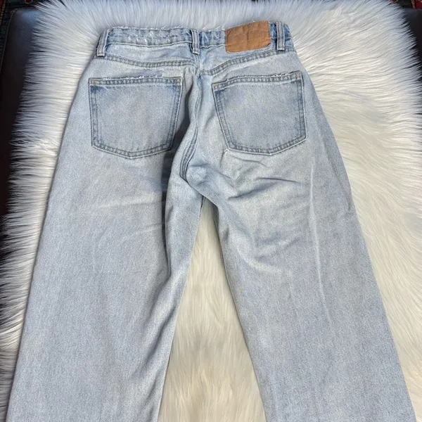 Zara Light Wash High Rise Straight Leg Jeans - Image 6