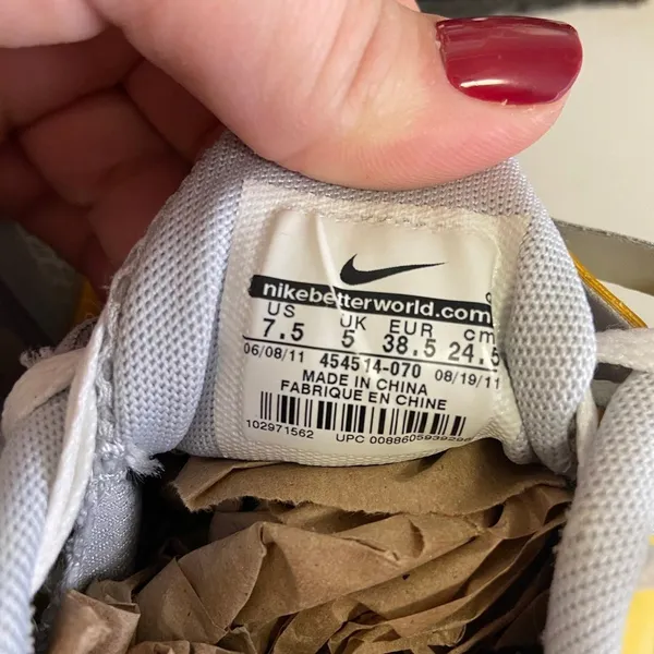 Nike | Grey Yellow Lunarlon Womans Sneaker‎ 7.5 - Image 7
