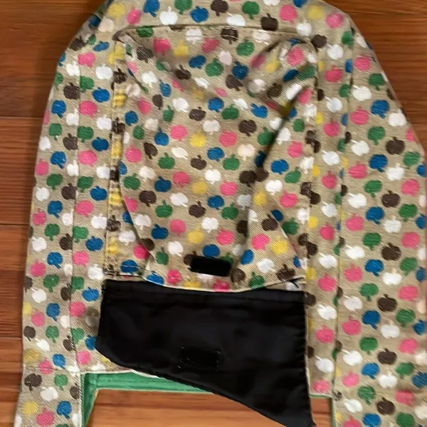 Kavu Canvas Tan Apple Print Shoulder Bag Tote 7x10x3 in - Image 13