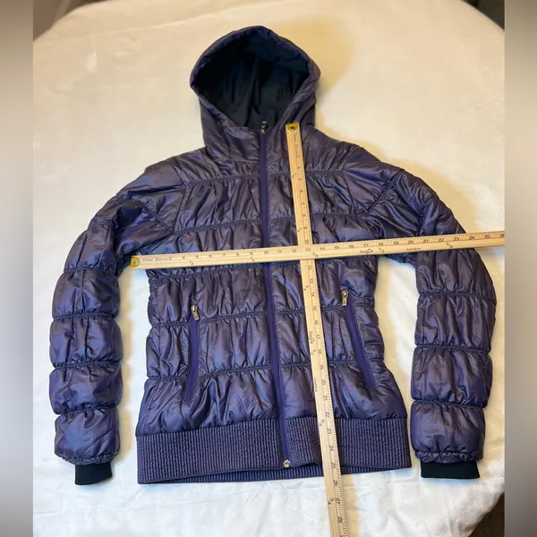 Columbia Jacket with‎ Omni Heat
Reflective Lining  Size Medium - Image 5