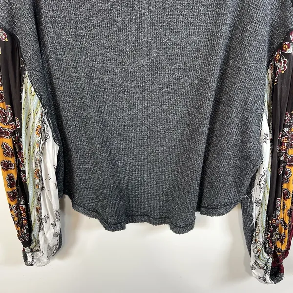 We The Free Blossom Thermal Balloon Sleeve Bandana Print Boho Top Womens Size‎ S - Image 3
