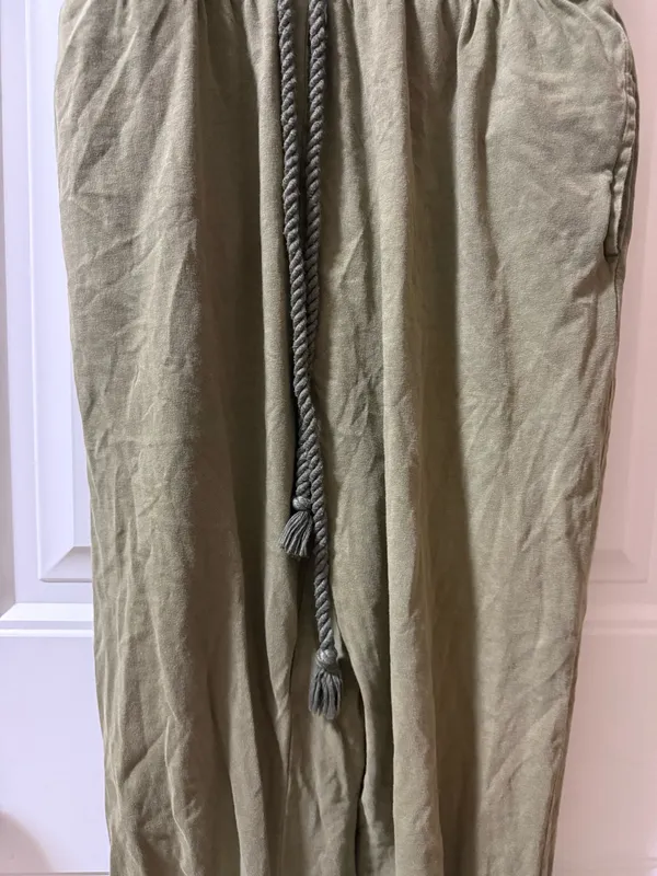 Universal Threads Olive green jumpsuit - Image 3
