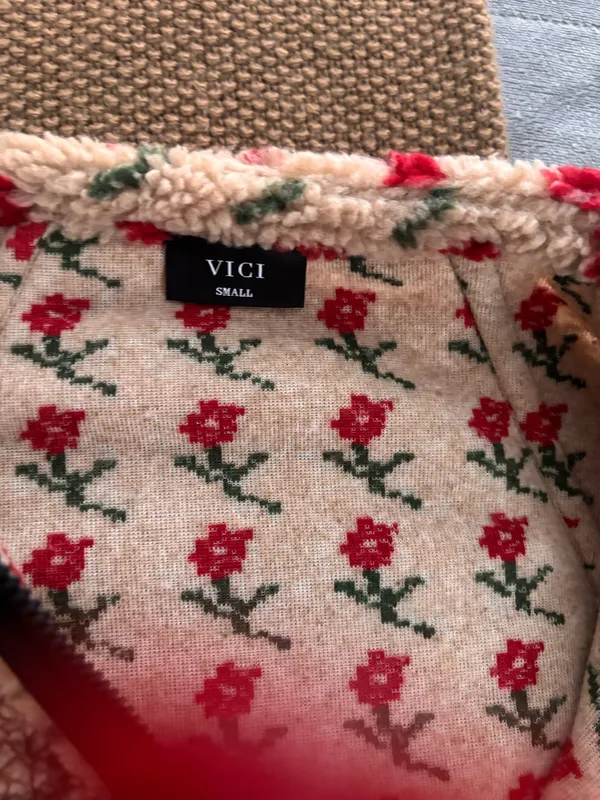 VICI Sherpa Jacket - Image 4