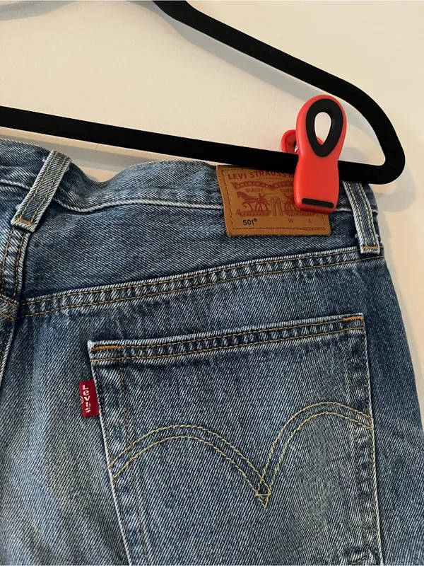 Levi's 501 Womens Denim Cutoff Shorts 31 Button Fly Medium Wash Western - Image 5