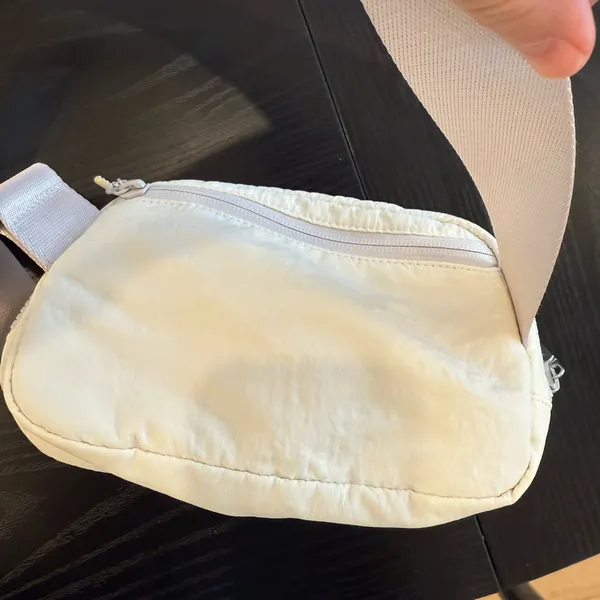 Lululemon Athletica white Belt Bag - Image 2