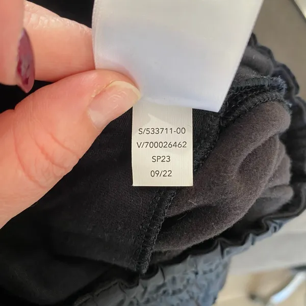Athleta Triumph Hybrid Wide Crop Black Pants Size‎ M #533711 - Image 10