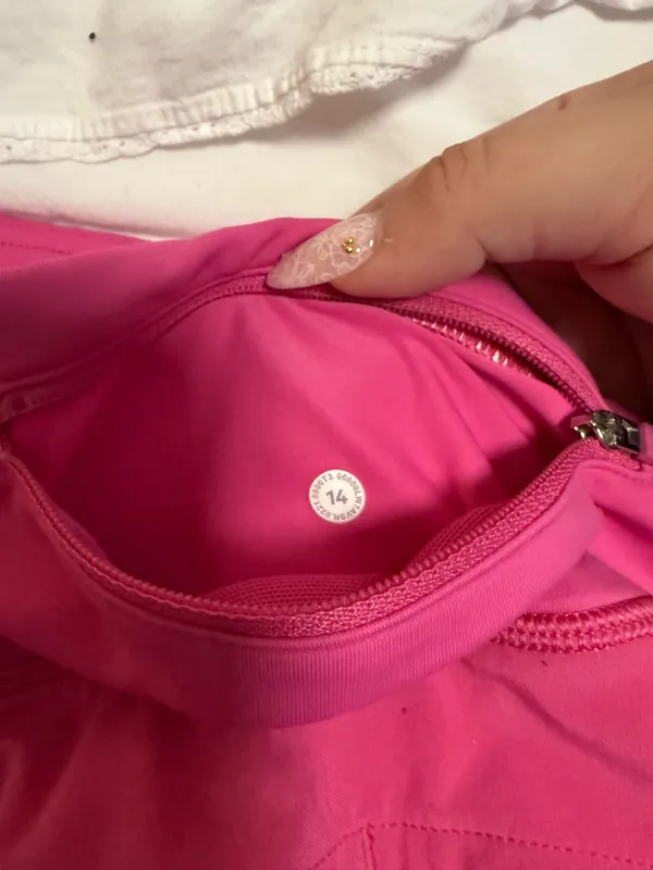Lululemon Shorts 2.5" Speed Up - Image 4