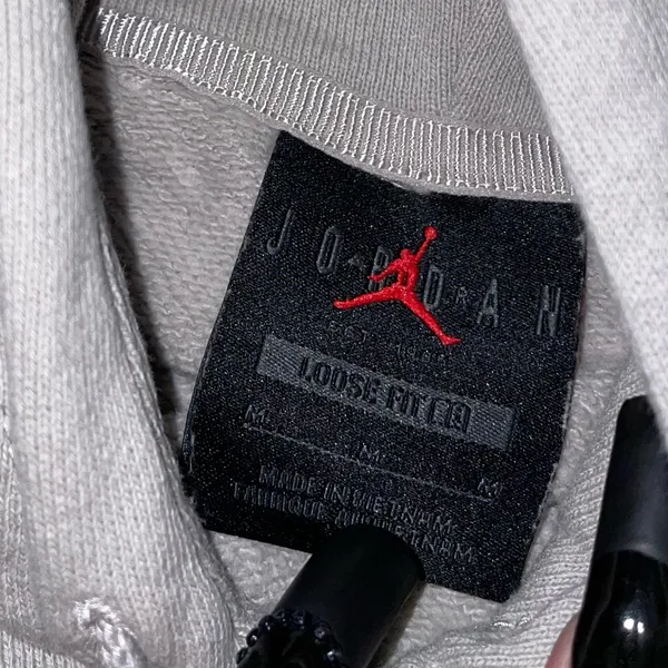 NWOT-Jordan cropped hoodie - Image 5