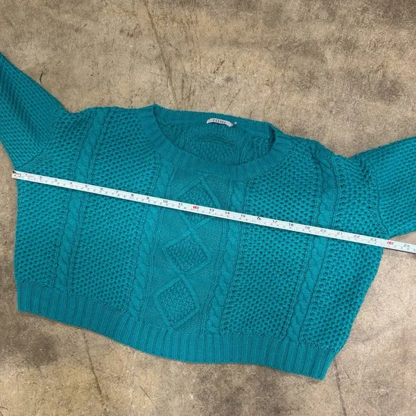 Tobi Teal Blue Green Cable Knit Cropped Pullover Sweater Size Small - Image 3