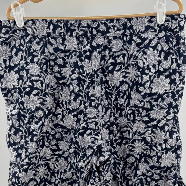 pure Jill 100% Linen Navy Floral Women’s Shorts J.Jill summer vacation beach L - Image 3