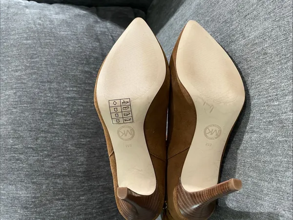 Michael Kors Reena Studded Caramel Ankle Boots Size 8 - Image 14