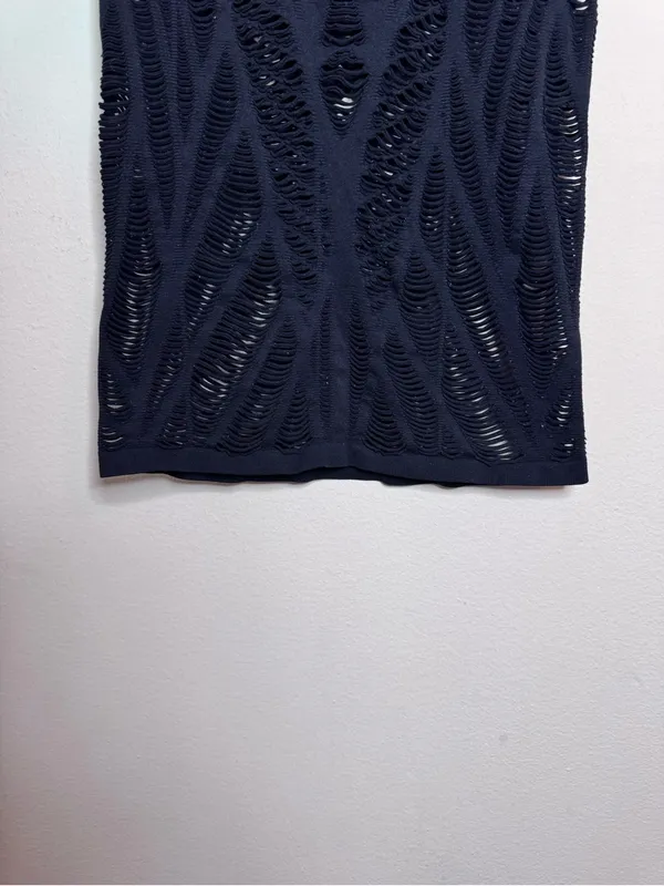 Alo Yoga Vixen Fitted Muscle Tank Top - Image 7