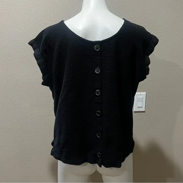Loft black ribbed  button short sleeve knit blouse - Image 3