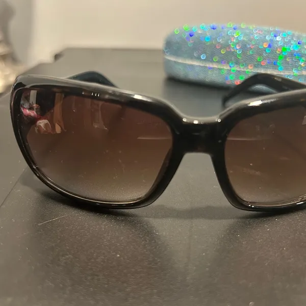 Guess Black and Blue Fashion Sunglasses - Image 5