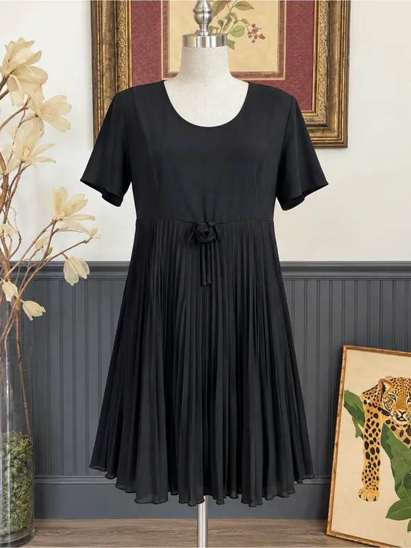 Vintage CDC Caren Desirée Black Pleated Rosette A-Line Dress Sz 12 💚🎀 - Image 3