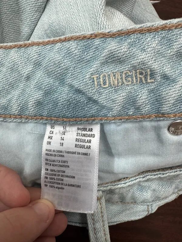 American Eagle Button Fly Patchwork Tomgirl Jeans Size 14 - Image 10