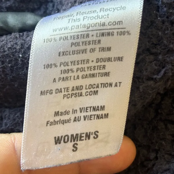 Women’s Patagonia Reversible Los Lobos Vest - Image 9
