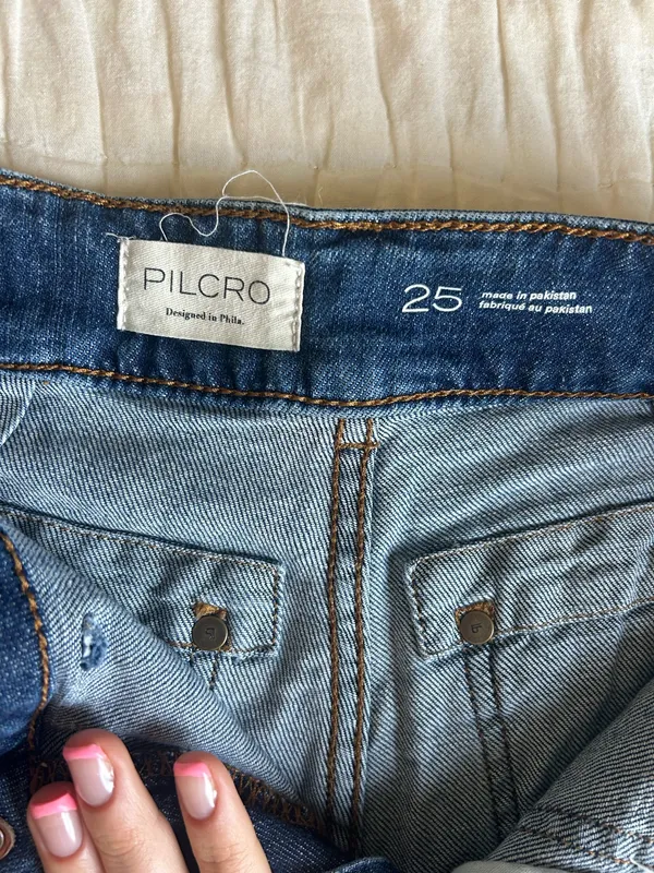 Blue Jeans Pilcro Anthropologie 25 - Image 4