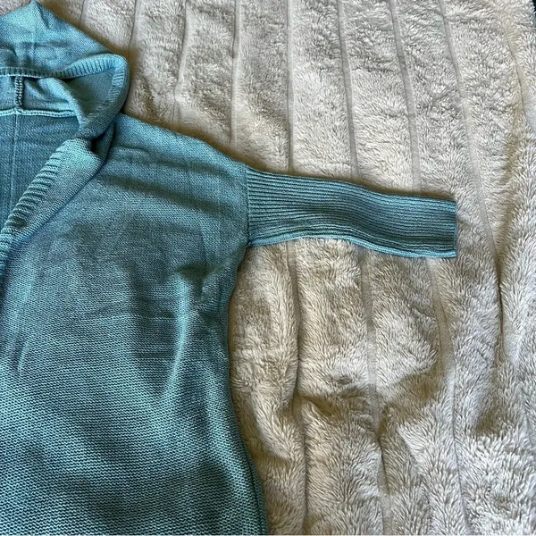 Cardigan sweater NWOT Size Large Blue - Image 6