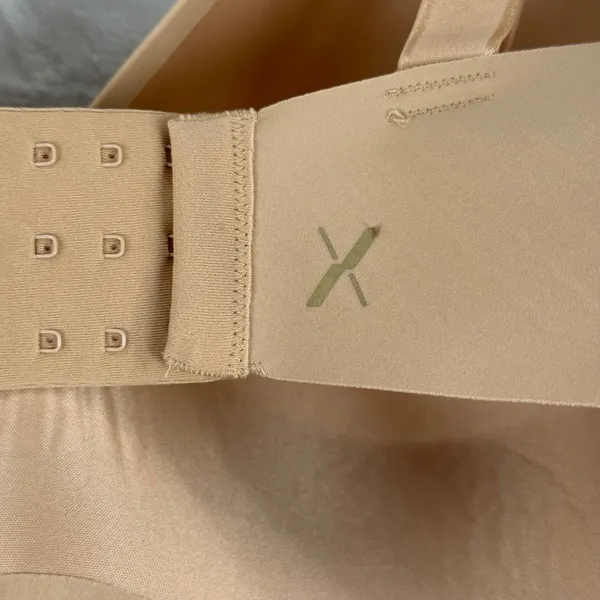 Knix WingWoman‎ Contour Bra Beige Nude Seamless Wireless Size 7++ Full Coverage - Image 3