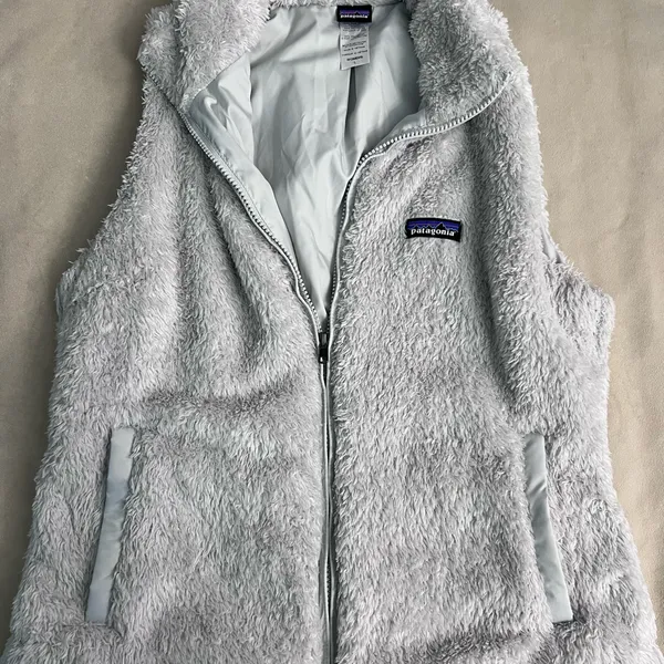 🏔️ Patagonia Los Gatos Fleece Vest – Women’s Large – Light Gray /Sherpa 🏔️ - Image 5