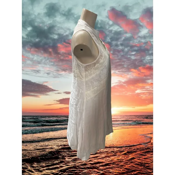 NWOT Miami Women's Size Small White Stretch Sweetheart Mini Dress White Lined - Image 3