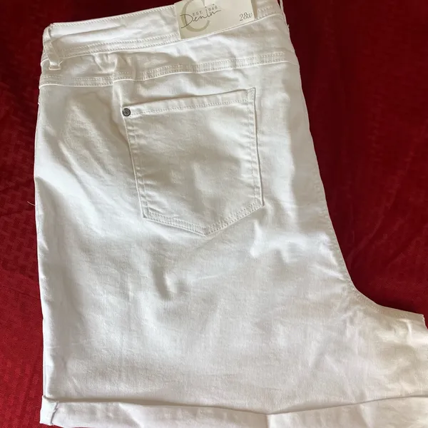 Cato Plus Size: 28W White Denim Women's Shorts - Image 3