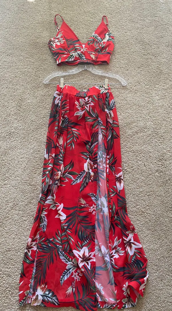 Amazon Skirt Set - Image 2