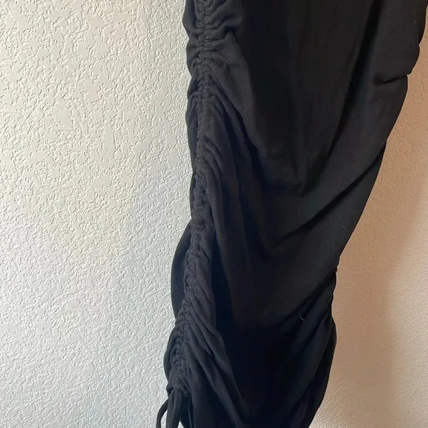 Good American size 4 black tank dress with drawstring sides - Image 4