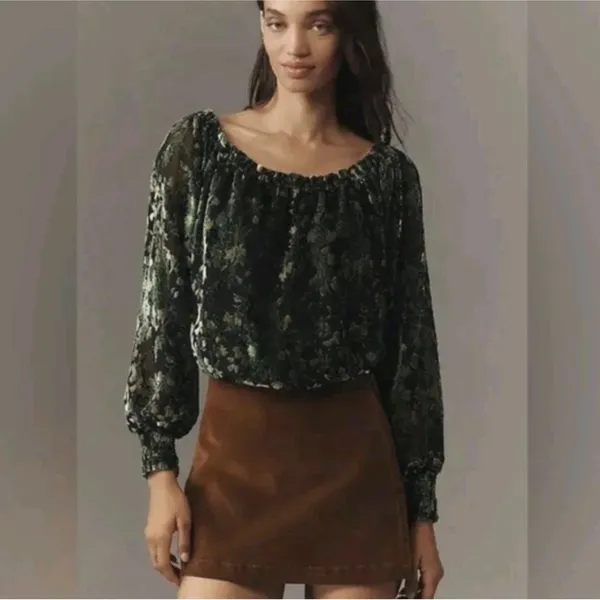 BY ANTHROPOLOGIE Off-Shoulder Burnout Velvet Blouse Green Floral Sz XLarge - Image 2