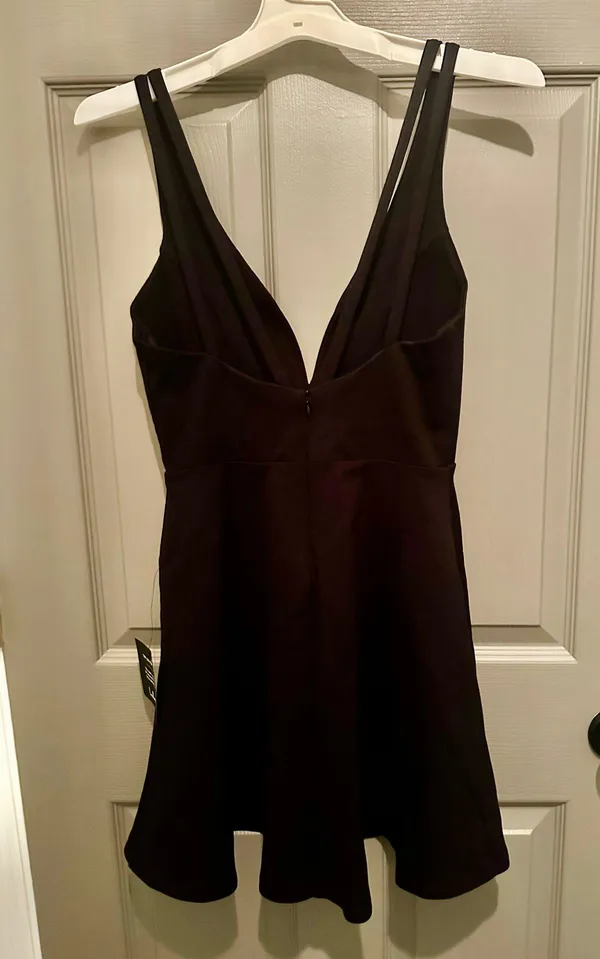 Lulus NWT Homecoming Hoco Dress - Image 3