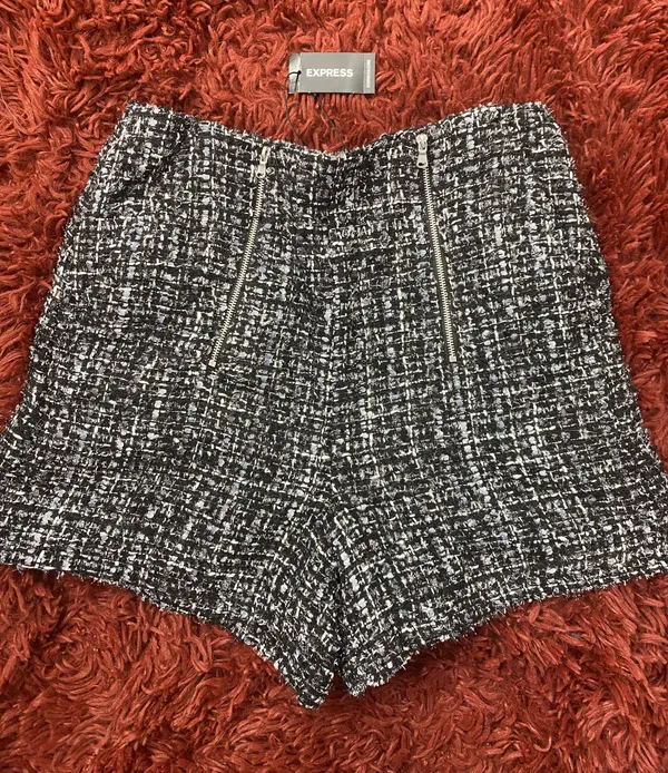super High Waisted Double Zipper Tweed Shorts - Image 3