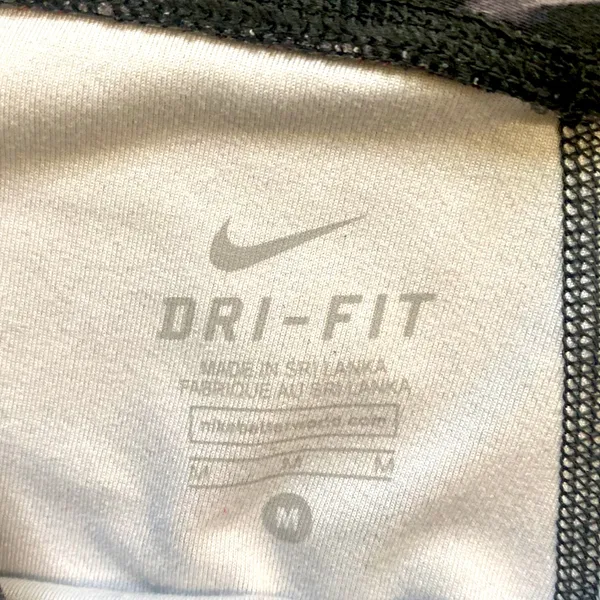 NIKE WORKOUT CROP LEGGINGS - Image 4